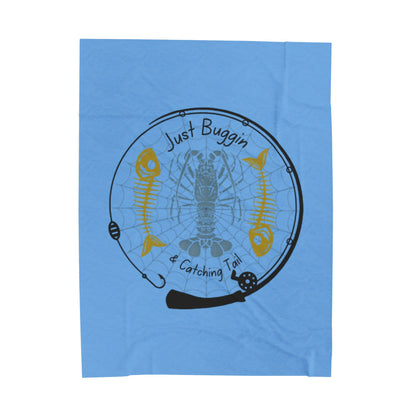 Just Buggin and Catching Tail Throw Blanket