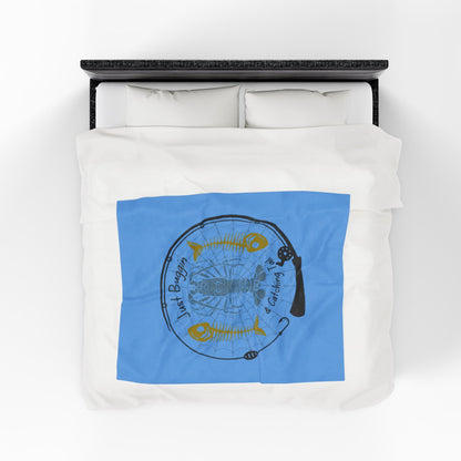 Just Buggin and Catching Tail Throw Blanket