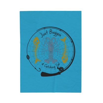 Just Buggin and Catching Tail Throw Blanket